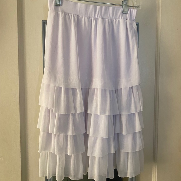 Girls layered skirt. - Picture 1 of 1